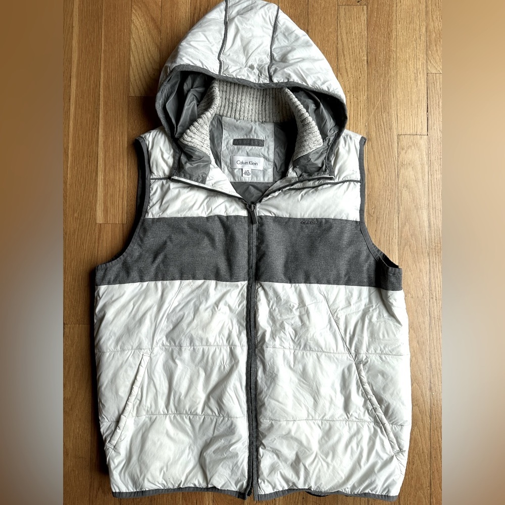 Calvin Klein light puffer vest white and grey size L